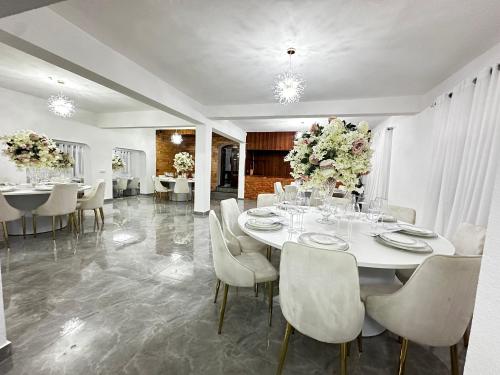 Quinta dos Encantos "Full Private Mansion" in Kadavala