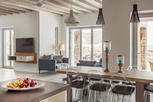 The Mykonist Executive Villa Elia Beach The Mykonist Executive Villa Elia Beach