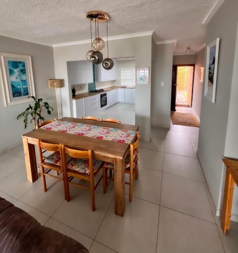 Bayview Seafront Apartment Bayview Seafront Apartment