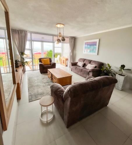 Bayview Seafront Apartment Bayview Seafront Apartment