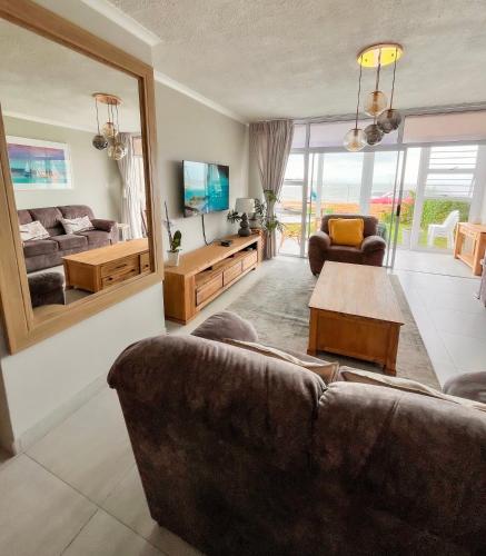 Bayview Seafront Apartment in Gonubie