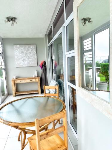 Bayview Seafront Apartment Bayview Seafront Apartment