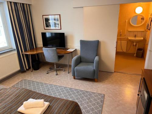 room detail thumbnail 1