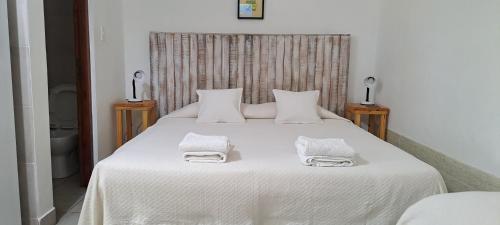 One-Bedroom Apartment image 1