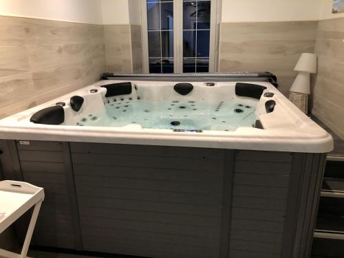 Domaine de mandrin in Treignac