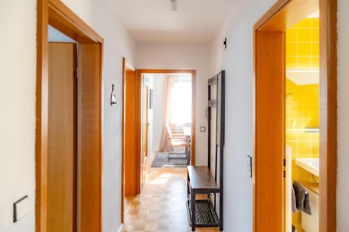 APARTMENT an den Weinbergen in 伊普霍芬