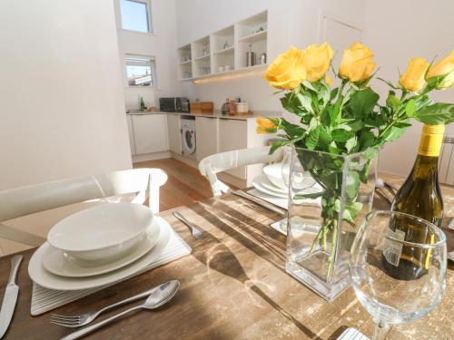 Una, Lodge 77, St Ives (photo 10)