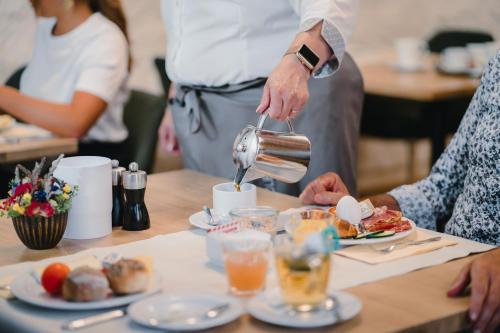 Solbad Hotel Sigriswil - image 6