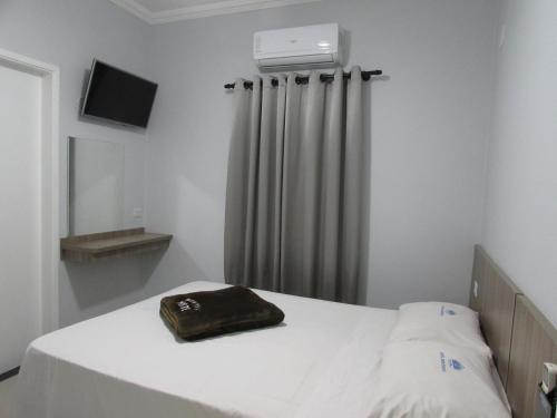 Economy Double Room image 4
