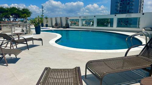 Condomínio próximo a ponte Hercílio Luz