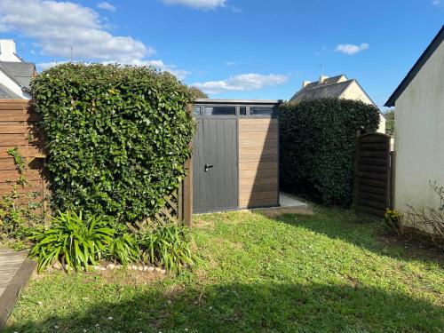 Three-Bedroom Home image 9