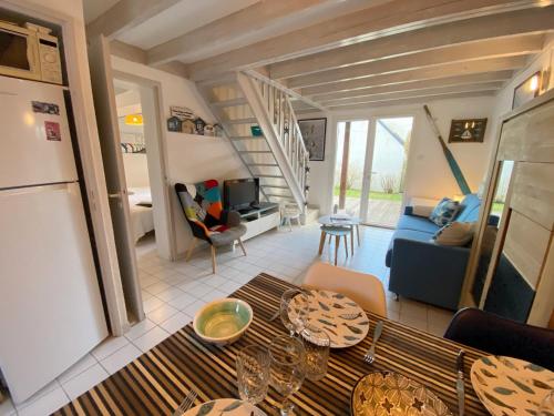 Three-Bedroom Home image 7