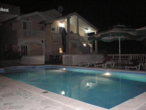 Apartments Vila Lazarevic - image 8