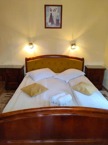 1 double bed, 1 sofa bed