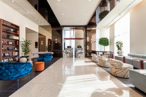 Lobby, Hyatt Centric Montreal in Old Montreal