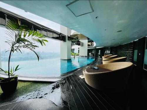 Gramercy Residences Spacious 1 BR Loft FREE Amenities, Manila (photo 11)