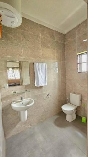 Golden Sands Villa in Gunjur