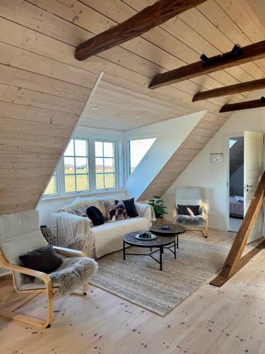 Arnhog Farm in Ostra Hoby