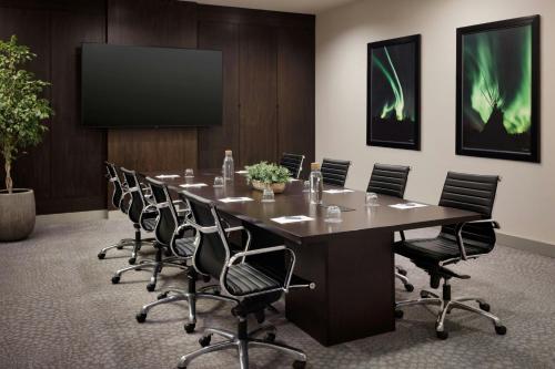 The Westin Calgary Airport - image 2
