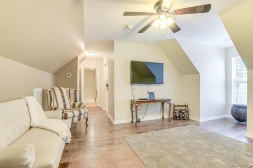 Hike, Golf and Boat Wake Forest Home with Yard, Wake Forest (zdjęcie 9)