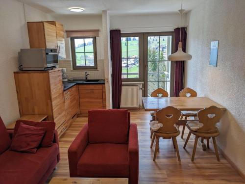 Fewo 1 - Residenz Schauinsland - mit Sauna, E-Ladestation, Todtnauberg, bei Feldberg - Apartment - Ennerbach