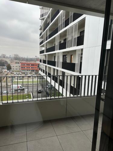 2 rooms apartment in Downtown,Free parking,late check-out,big balcony, Bratislava (fotografie 7)