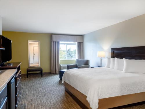 Holiday Inn Express Hotel & Suites Chicago-Libertyville By IHG in 利伯蒂維爾