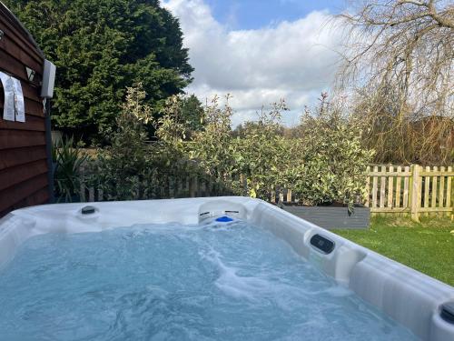 Willow Pod Willow Pod