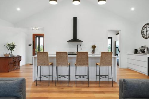 . Dalhousie Birregurra Modern Country Escape
