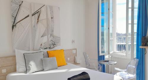 Hotel La Marine Vieux Port - image 11