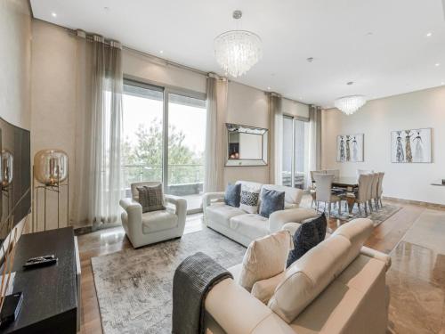 Dream Palm Residence 3BR Luxury Apartment on Palm Jumeirah, Dubai (photo 4)