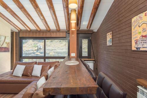 Seadmed, Woodvale - Sleek 3-Bedroom Apt in kfardebian in Kfardebian