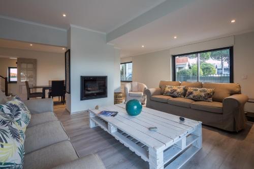 BeGuest Sun & Pool House - image 2
