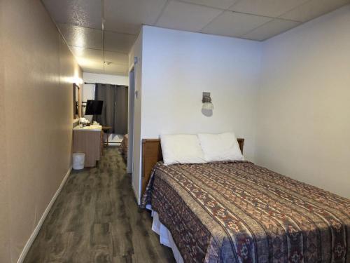 2 double beds