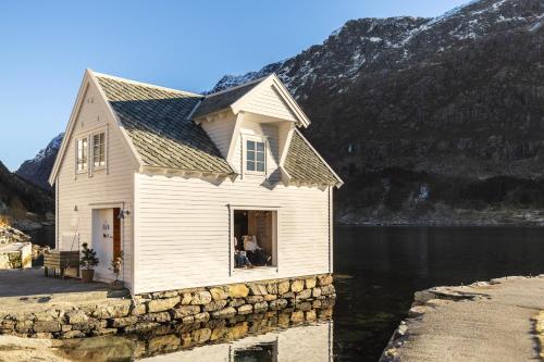 . Exclusive fjord getaway with sauna
