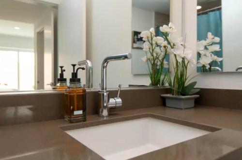 Modern 3 Bedroom High-Rise with resort Pool, Los Ángeles (foto 9)