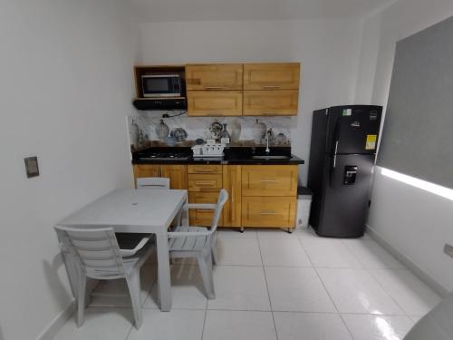 RentalsOP AN02 Apartamento en Laureles, a min del estadio, cerca a estacion del metro, Medellín (fotografie 9)