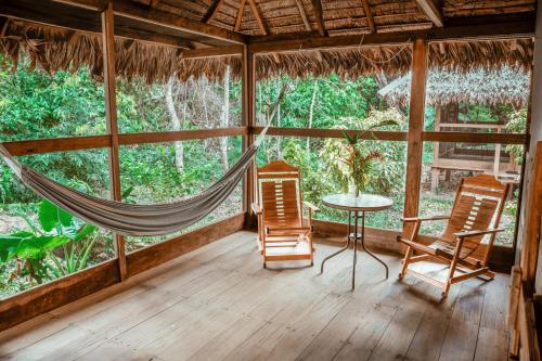 陽台/露台, Ecolucerna Lodge Tambopata in 馬爾多納多港