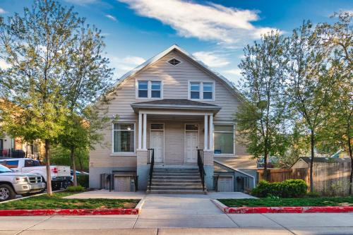 Cozy Relaxing Retreat Near Downtown SLC