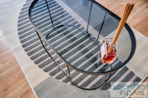 13 Luxury Flat eiffel design 2 - image 13