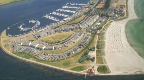 FW Knutel Nr 52 in Sudstrandpromenade