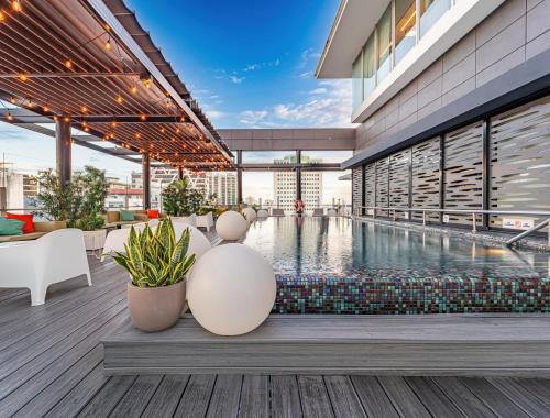 泳池, Holiday Inn Santo Domingo By IHG in 聖多明哥