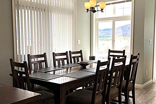 View - Beautiful Home - 2 Kitchens #198 in Osoyoos, Canada