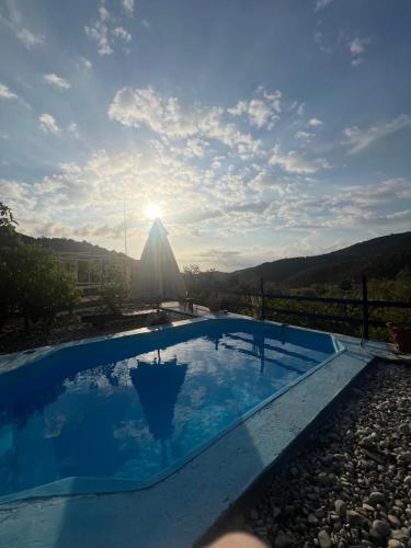 Skats, Happynest Leni, Stone House in Livadi (Tiros)
