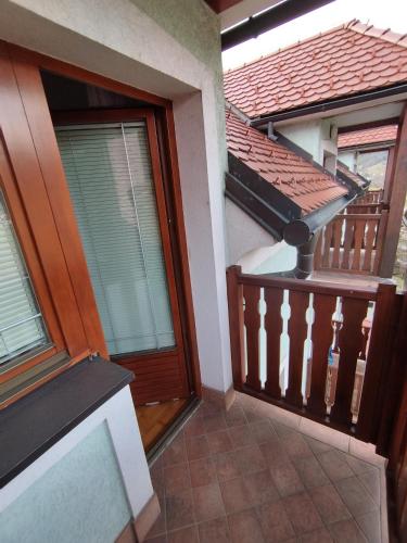Вид, Apartma Valerija in Жреце