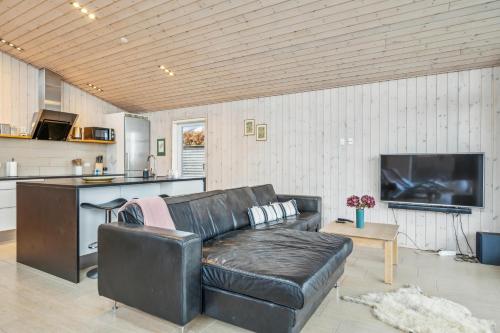 A szálláshely kívülről, Nice Holiday Home 200 Meters From The Beach in Handrup Strand