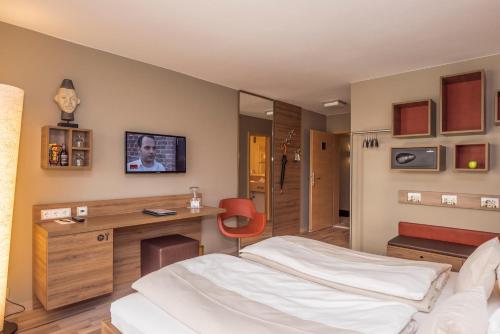 Bavaria Boutique Hotel - image 3