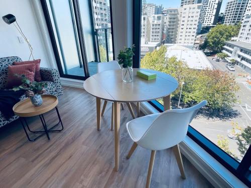 Brand New Luxury Studio Queen Street View, Окленд (фото 4)