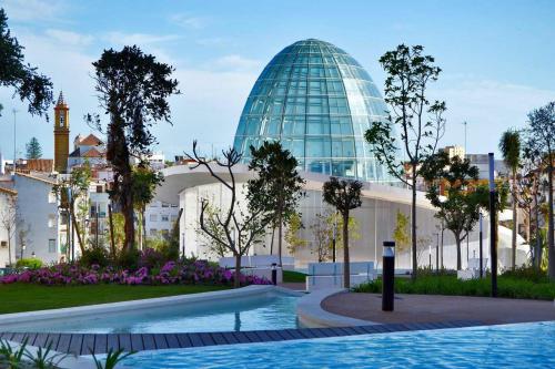 Estepona - Playa - Villa en Park Beach con terraza y jardín privado PB6 (Estepona - Playa - Villa en Park Beach con terraza y jardin privado PB6) in ปลายา เดล ซอล บียากานา