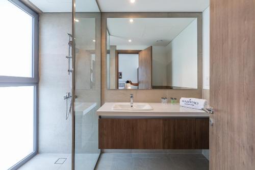 Townhouse with Garden I Tilal Al Ghaf I Newly Furnished - image 3
